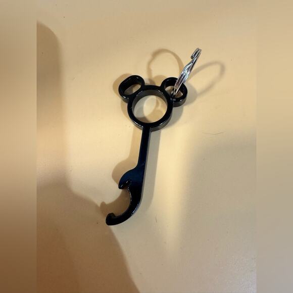 Mickey Mouse head inspired / bottle openers / 3 colors - Picture 1 of 3